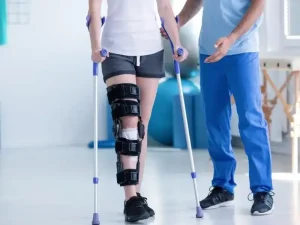 راه رفتن بعد تعویض مفصل زانو